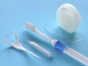 Importance of dental floss 2 | Los Algodones Dentists